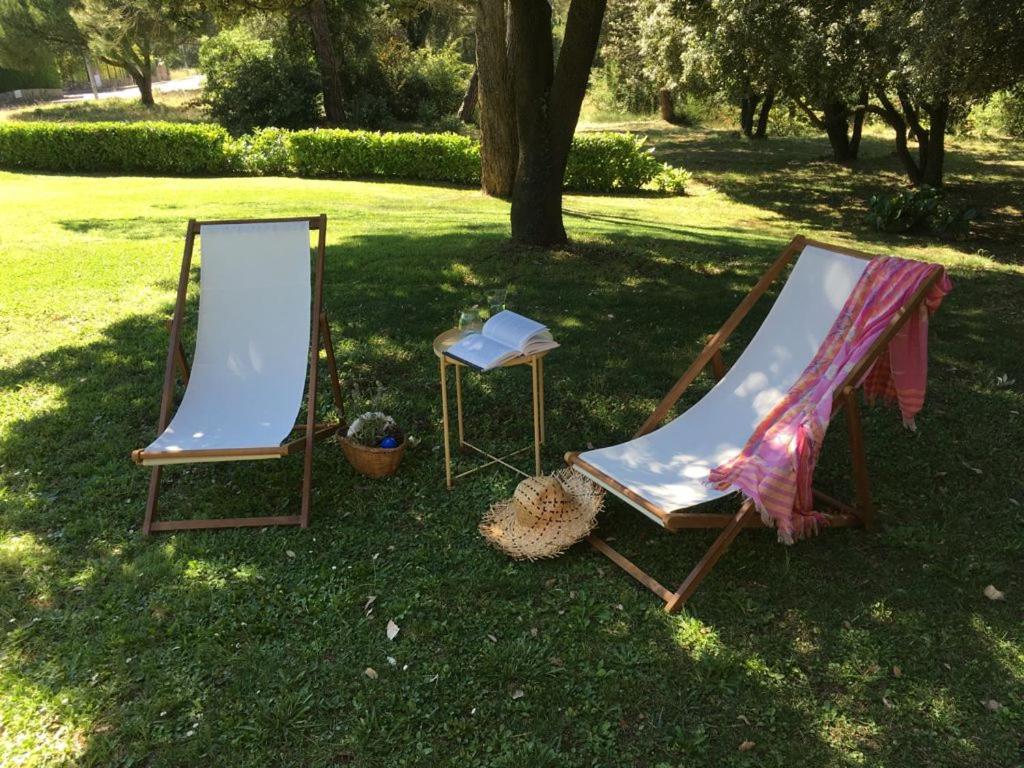 Вилла Les Margarides Сева Экстерьер фото